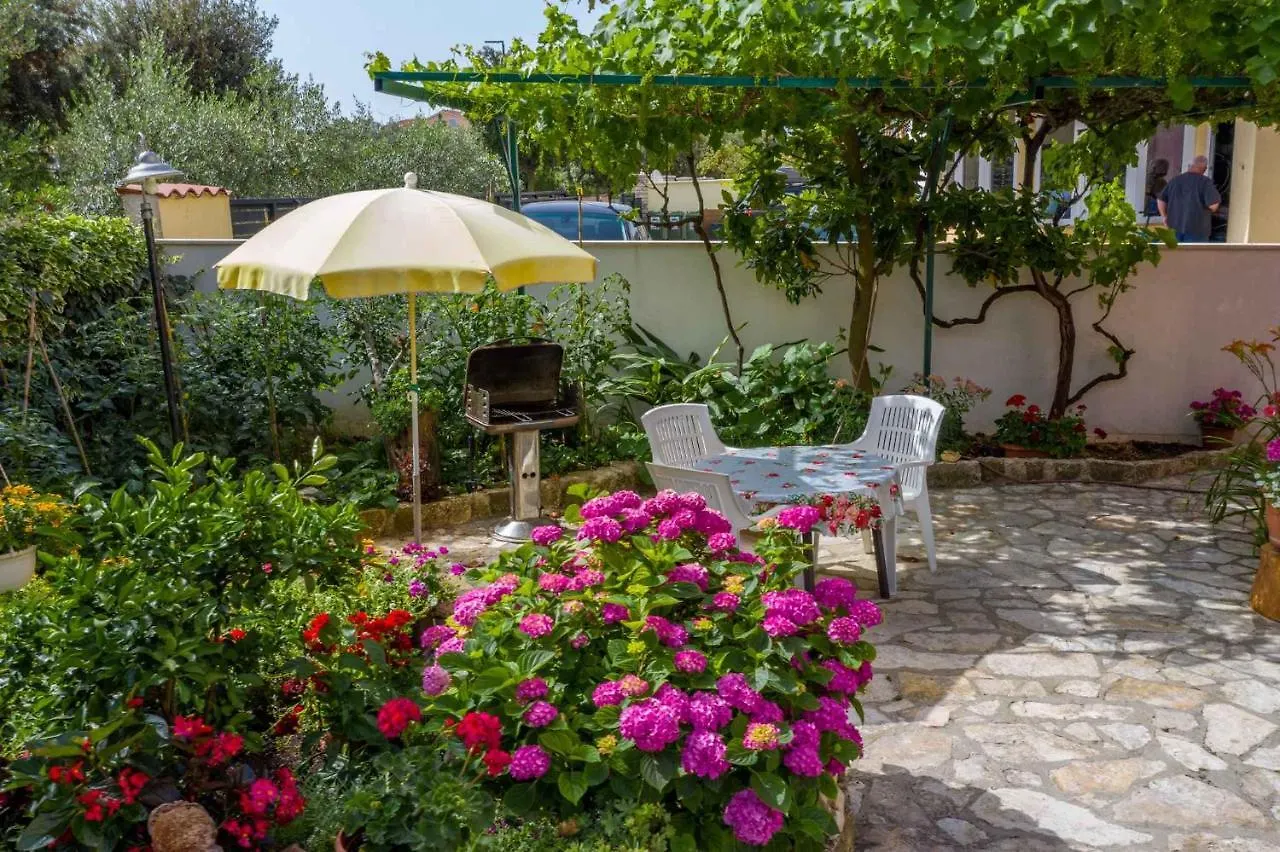 Apartments In Vodnjan/Istrien 38207 Peroj Croatia