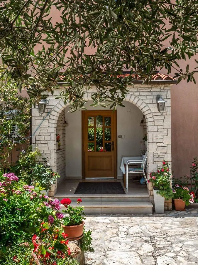 Apartments In Vodnjan/Istrien 38207 Peroj Croatia