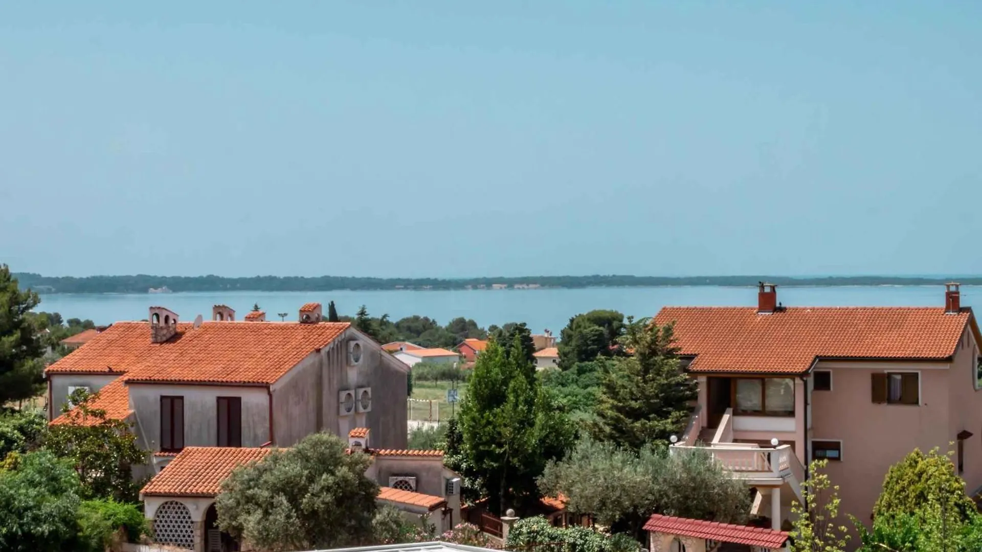 Apartments In Vodnjan/Istrien 38207 Peroj
