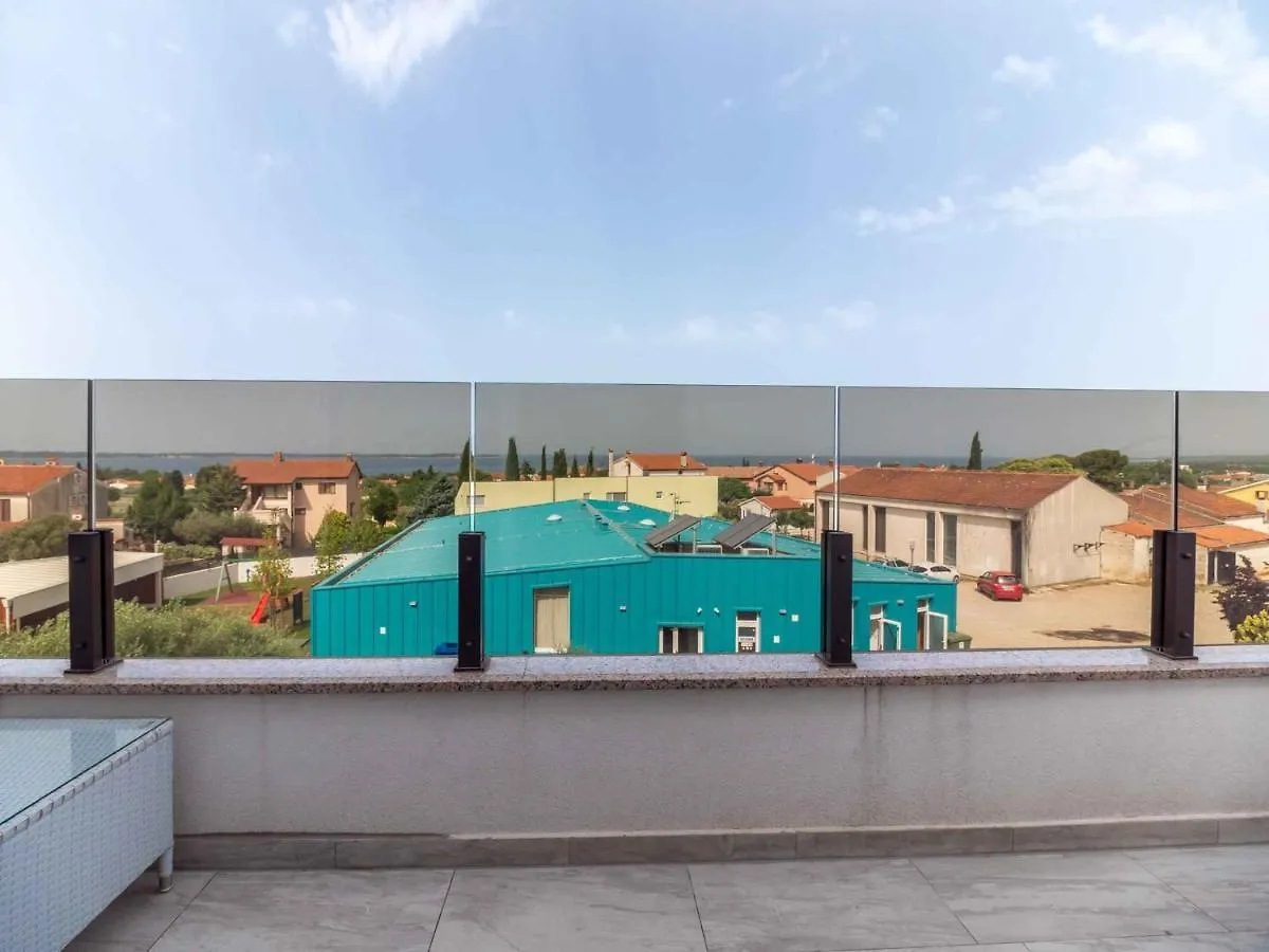 Apartments In Vodnjan/Istrien 38207 0*, Peroj