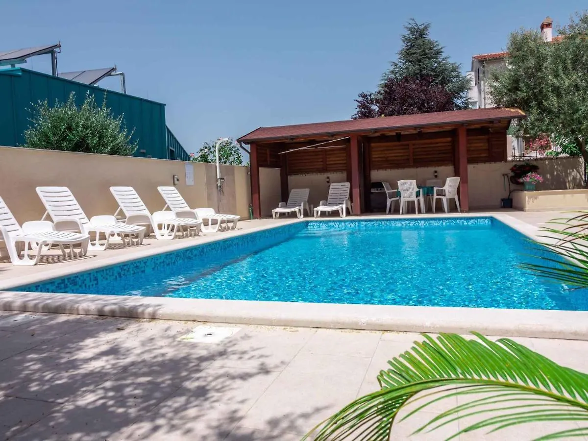 Apartments In Vodnjan/Istrien 38207 Peroj